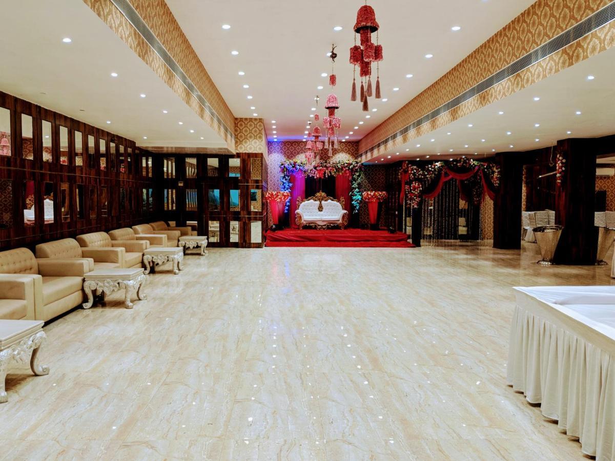 The Prestige Hotel & Convention Panposh Exterior foto